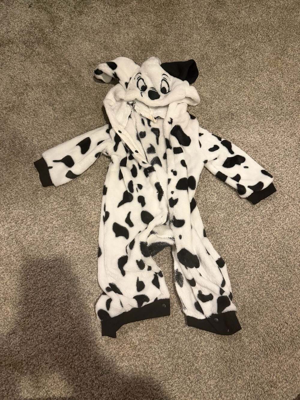 Disney 101 Dalmatians Hooded Jumpsuit Size 12-18 mos Black and White Fleece Romp